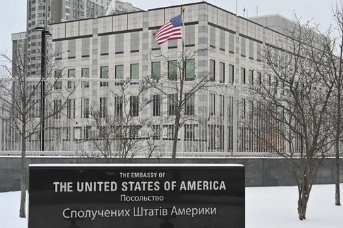 Đề phòng không kích, Đại sứ quán Mỹ tại Kiev thông báo đóng cửa