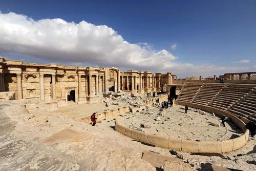 Israel không kích vào Syria khiến 36 người thiệt mạng