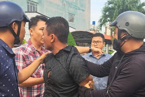 Cướp taxi ở TP Hồ Chí Minh chạy về Long An thì bị bắt