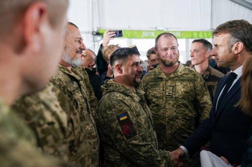 Lữ đoàn Anna of Kyiv do Pháp huấn luyện sẵn sàng về nước tham chiến