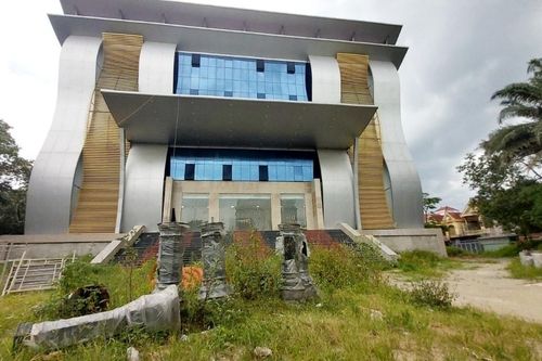 Nghệ An: Nhiều công trình, đất đai bỏ hoang phí