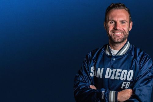'Ông chủ' Mata đi vào lịch sử MLS