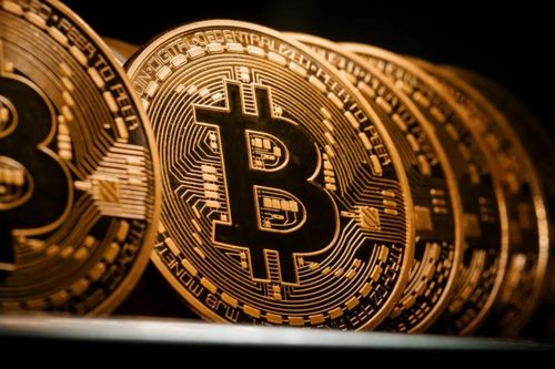 Giá Bitcoin vượt 96.500 USD, phá kỷ lục 3 lần trong ngày