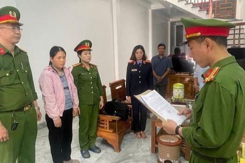 Khởi tố cán bộ địa chính xã lợi dụng quyền hạn trong khi làm nhiệm vụ