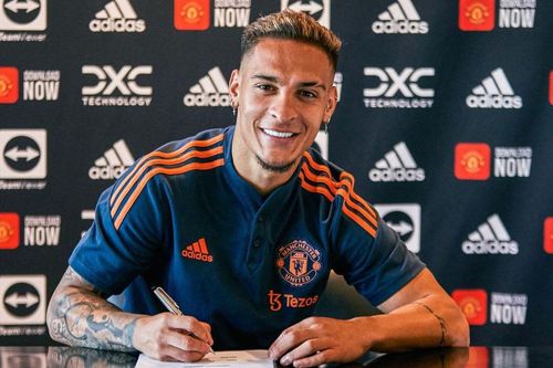 MU lập kỷ lục mua sắm nhiều nhất thế giới thập kỷ qua, Liverpool tiêu ít hơn cả... Bournemouth