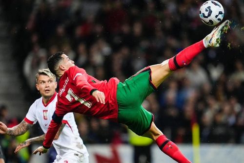 Siêu phẩm của Ronaldo được bình chọn là đẹp nhất lượt trận Nations League
