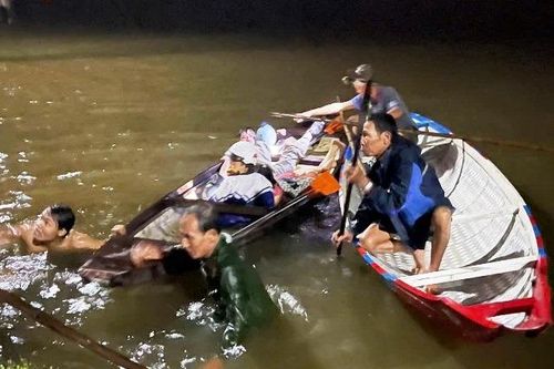 Kịp thời cứu 3 người trong một gia đình bị đuối nước ở Thừa Thiên Huế