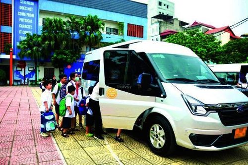 Tuyên truyền quy định mới về đảm bảo an toàn cho trẻ em trên ô-tô khi tham gia giao thông
