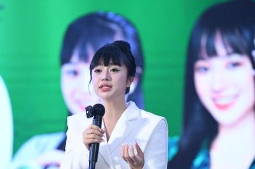 Từ 'Hoa Thịt Chua' đến người truyền cảm hứng khởi nghiệp