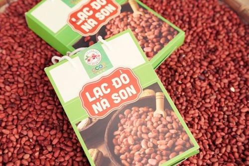 Trồng loại cây có củ, bóc ra hạt đỏ như son bán giá hời