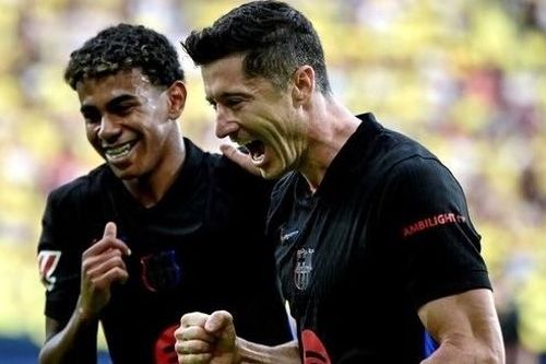 Hansi Flick chơi lớn, điền tên Barca vào chung kết Cúp C1