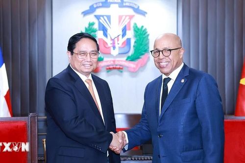 Thủ tướng hội kiến Chủ tịch Hạ viện, Chủ tịch Thượng viện Dominicana
