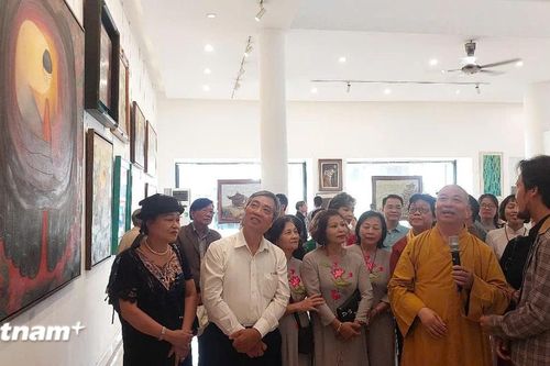 Tìm hiểu về văn hóa Phật giáo qua triển lãm mỹ thuật 'Sáng đạo trong đời'