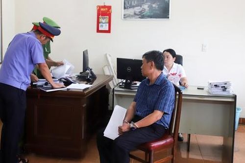 Lâm Đồng: Bắt tạm giam Giám đốc và Phó Giám đốc Công ty CP Chè Minh Rồng