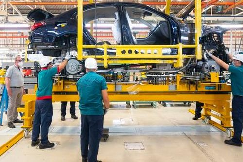 Mercedes-Benz Việt Nam chuyển dần sang nhập khẩu, đón lộ trình giảm thuế?