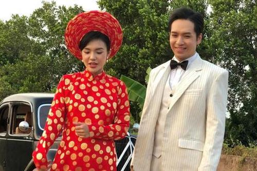 Đồng nghiệp để lộ hậu trường 'đám cưới' Bạch Công Khanh với một sao nữ Vbiz