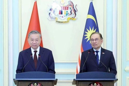 Việt Nam - Malaysia nâng cấp quan hệ Đối tác Chiến lược toàn diện