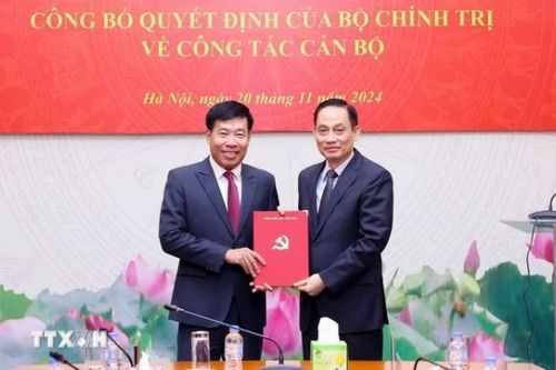 Nhân sự 20/11: Bộ Chính trị bổ nhiệm nhân sự; Bộ Công an bổ nhiệm hai lãnh đạo tại tỉnh Bình Dương