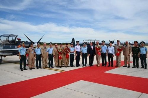 Bộ Ngoại giao thông tin về việc tiếp nhận 5 máy bay huấn luyện từ Hoa Kỳ