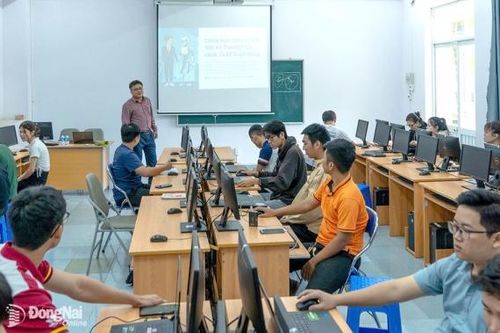 Cơ hội cho thị trường công nghệ giáo dục