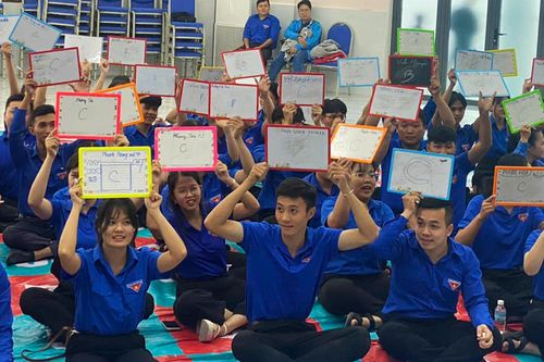 Nha Trang: Tuyên truyền về biển, đảo cho hơn 100 cán bộ đoàn, đoàn viên, thanh niên