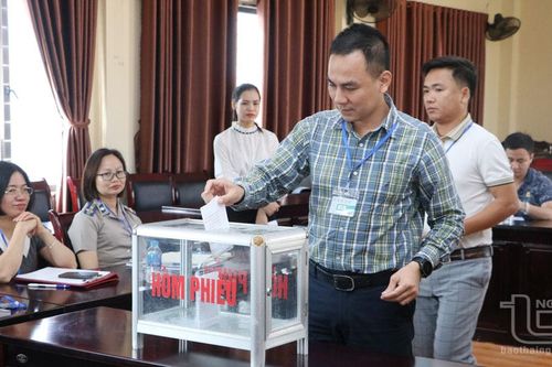 Đấu giá tài sản là vật chứng vụ án bị tịch thu sung quỹ