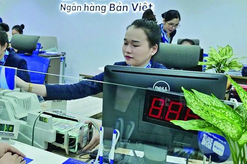Giữ lãi suất ổn định hỗ trợ doanh nghiệp