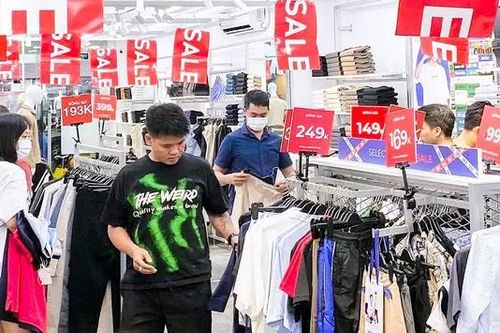 Hàng Việt lên sàn tìm khách Trung Quốc