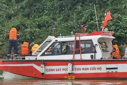 Xác định danh tính nạn nhân vụ xe rác rơi tại Huế