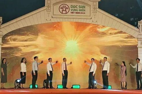 Khai mạc Hội chợ đặc sản vùng miền Việt Nam 2024