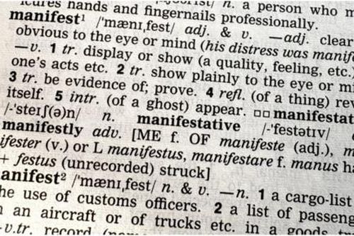 Từ điển Cambridge chọn 'manifest' là từ của năm 2024