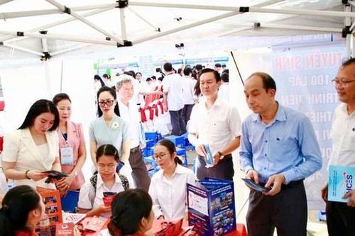 'Nhảy việc' - cơ hội và thách thức