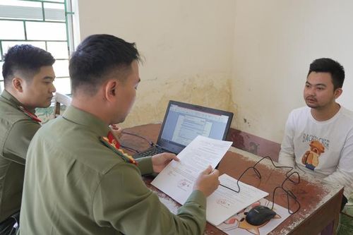 Bắt giữ đối tượng dùng súng thị uy