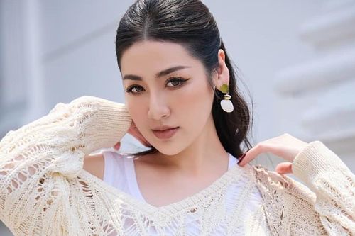 Cuộc sống hôn nhân của Á hậu Tú Anh