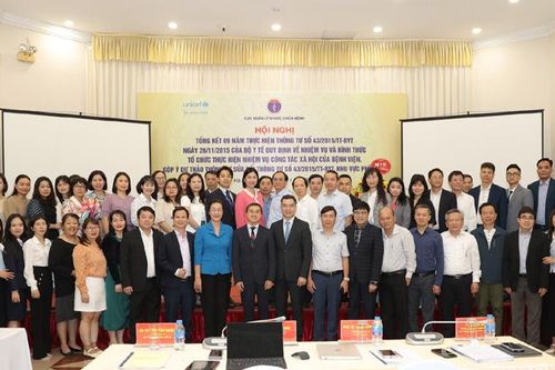 Công tác xã hội luôn đồng hành hỗ trợ người bệnh
