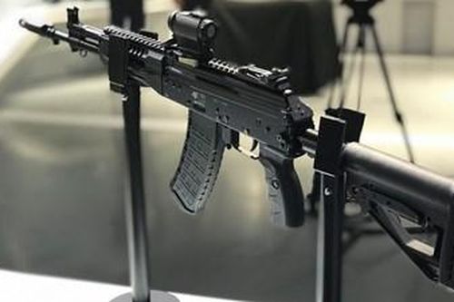 Quân sự thế giới hôm nay (22-11): Kalashnikov hoàn tất bàn giao súng bộ binh AK-12 mẫu 2023 cho Nga