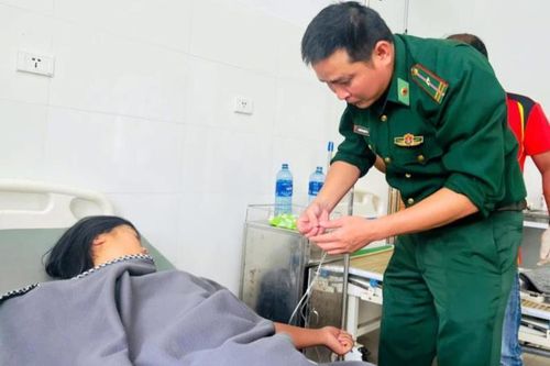 Cứu sống người phụ nữ ở Quảng Nam ăn 6 lá ngón tự tử
