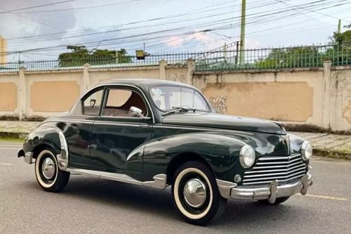 Cận cảnh 'ông cụ U70' Peugeot 203 siêu hiếm tại Việt Nam