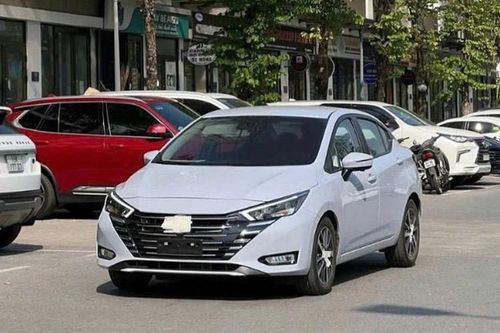 'Tóm gọn' Nissan Almera 2024 trên phố Việt đối thủ Toyota Vios