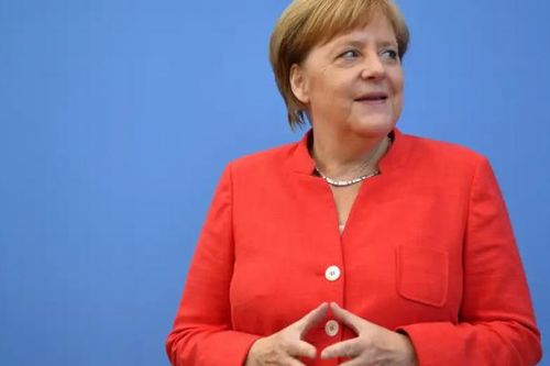 Cựu Thủ tướng Đức Merkel nói gì về Ukraine, Putin và Trump trong cuốn hồi ký mới?