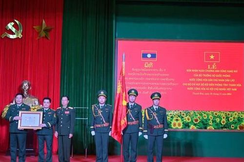 Bộ Chỉ huy Bộ đội Biên phòng tỉnh Thanh Hóa đón nhận Huân chương Chiến công hạng Nhì do Bộ Quốc phòng Lào trao tặng