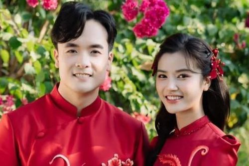 Anh Đào rạng rỡ trong đám hỏi