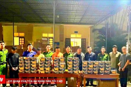 Bắt 6 đối tượng, thu giữ trên 2.200kg pháo các loại