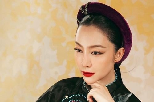 NSƯT Linh Nga càng ngắm càng mê trong áo dài tinh xảo