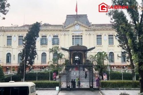 Tòa nhà Bắc Bộ Phủ trăm tuổi lần đầu mở cửa tham quan