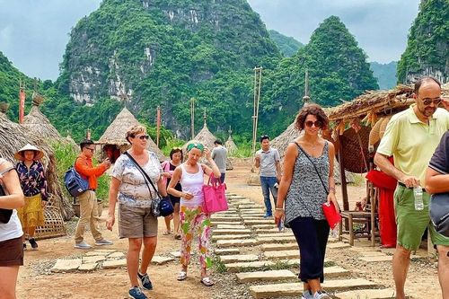 Hàng không nỗ lực 'kéo' hành khách quốc tế trở lại thị trường Việt Nam