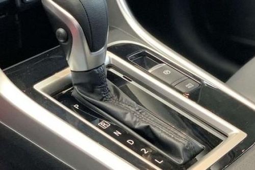 Mitsubishi Xpander Cross 2023: Số L, 2, OD, D dành cho tốc độ nào?