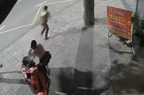 Bắt đối tượng cướp điện thoại của người phụ nữ trong đêm