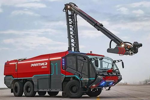 Xem xe cứu hỏa sử dụng động cơ điện đầu tiên trên thế giới