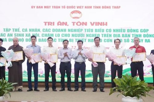 Phát động ủng hộ Quỹ 'Vì người nghèo' năm 2024